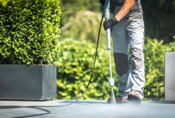 Best Parking Lot and Garage Cleaning  in Newburg, WI