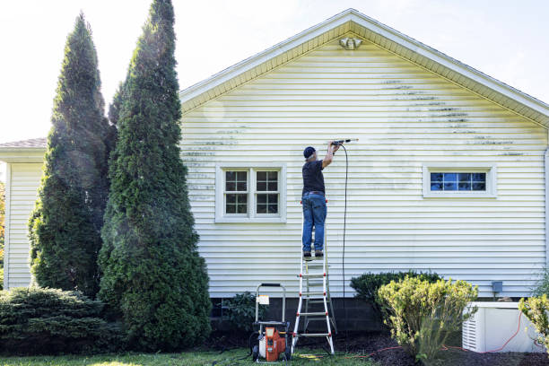 Solar Panel Cleaning in Newburg, WI
