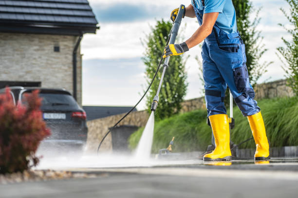 Best Dumpster Area Cleaning  in Newburg, WI